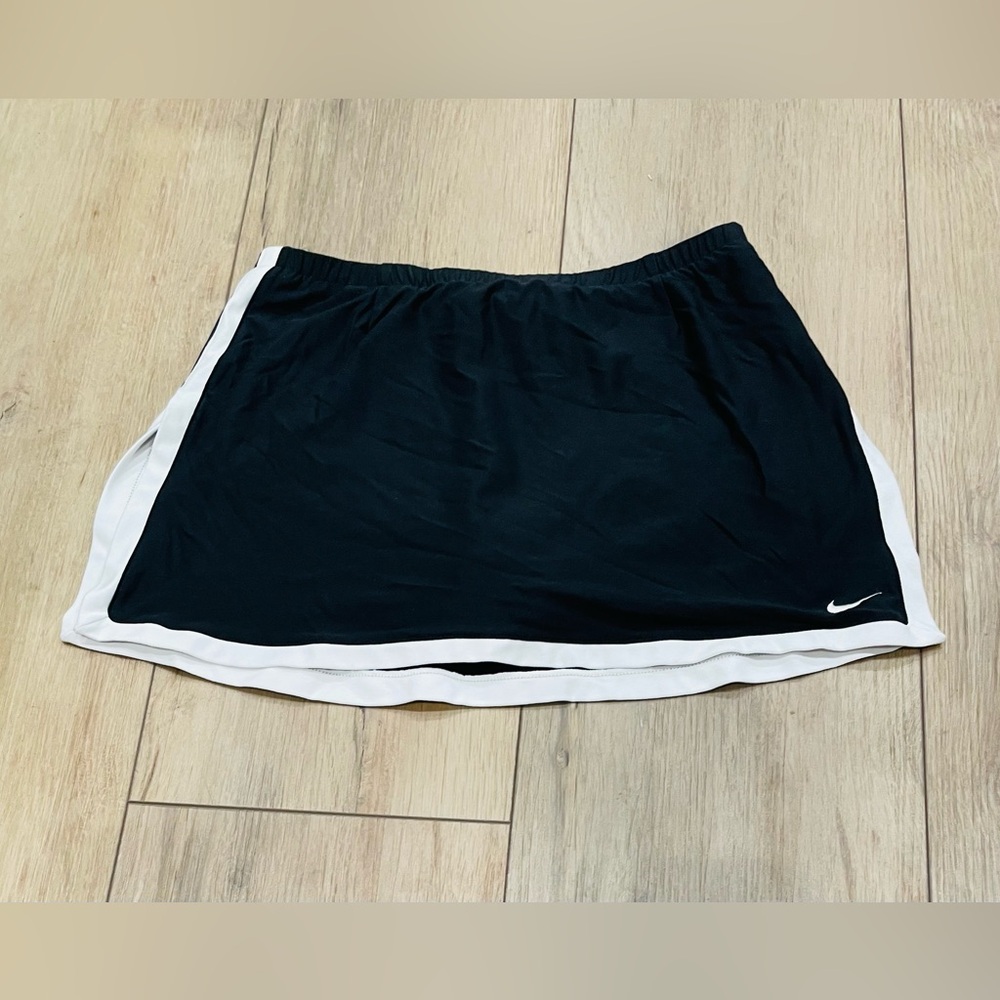 Nike Athletic Skirt w/shorts